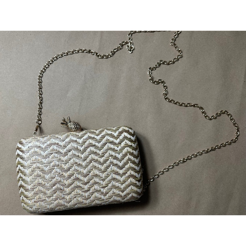 Woven Straw Pineapple Clasp Clutch Bag Chevron Crossbody Gold Chain Tan White